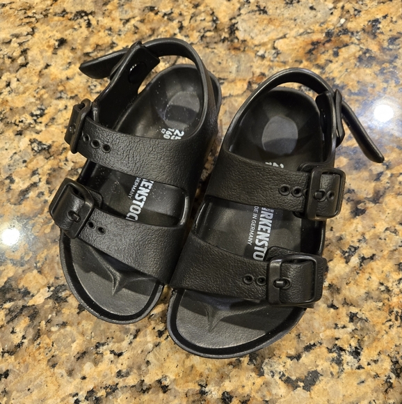 Birkenstock' Milano EVA Sandals Toddler size 7-7.5 - Picture 1 of 7